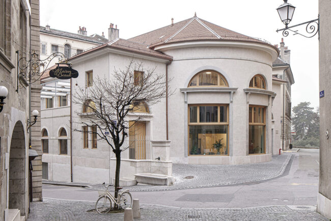 ANCIEN MANÈGE_AFP05048